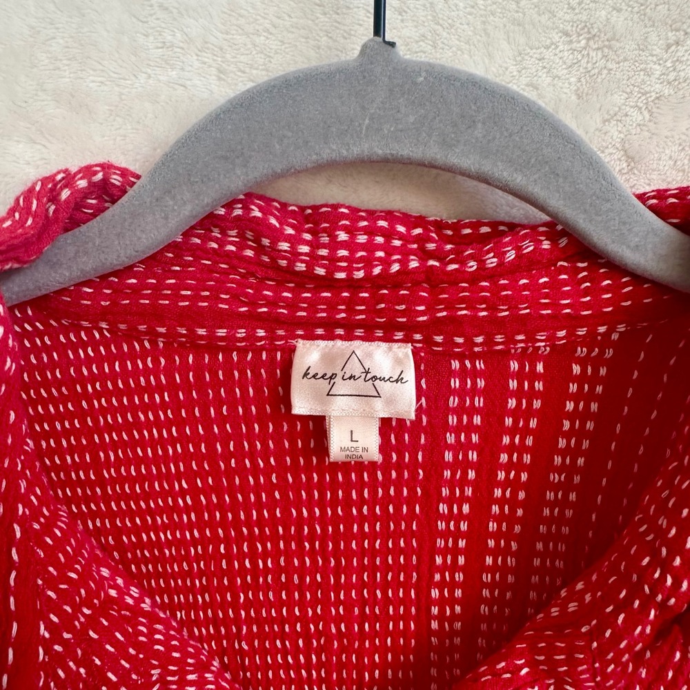 Keep In Touch Red Dobby Stitch Button Down Cap Sleeve Tie-Front Crop Top L - Picture 2 of 6